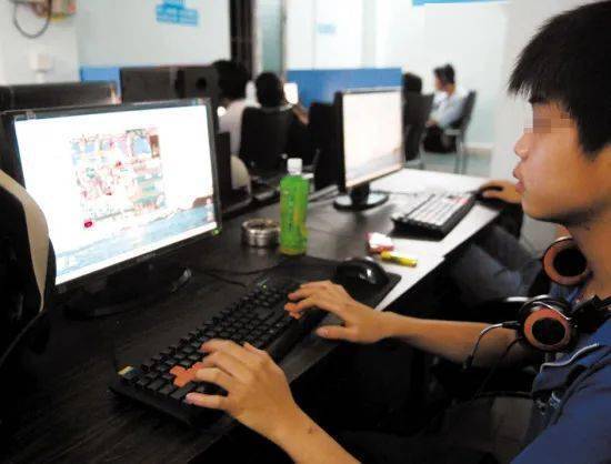 光鲜背后暗藏陷阱 泰州小伙网招嫖终被骗10万元，服务器隐私泄露争议与监管痛点的再反思